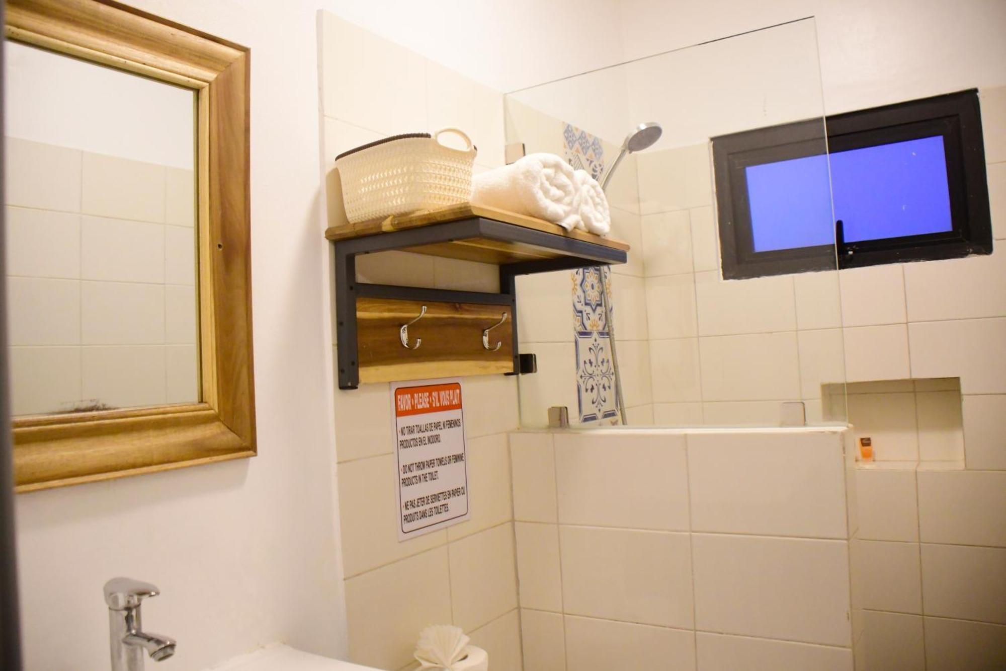 Hostal Marina Samana Bagian luar foto