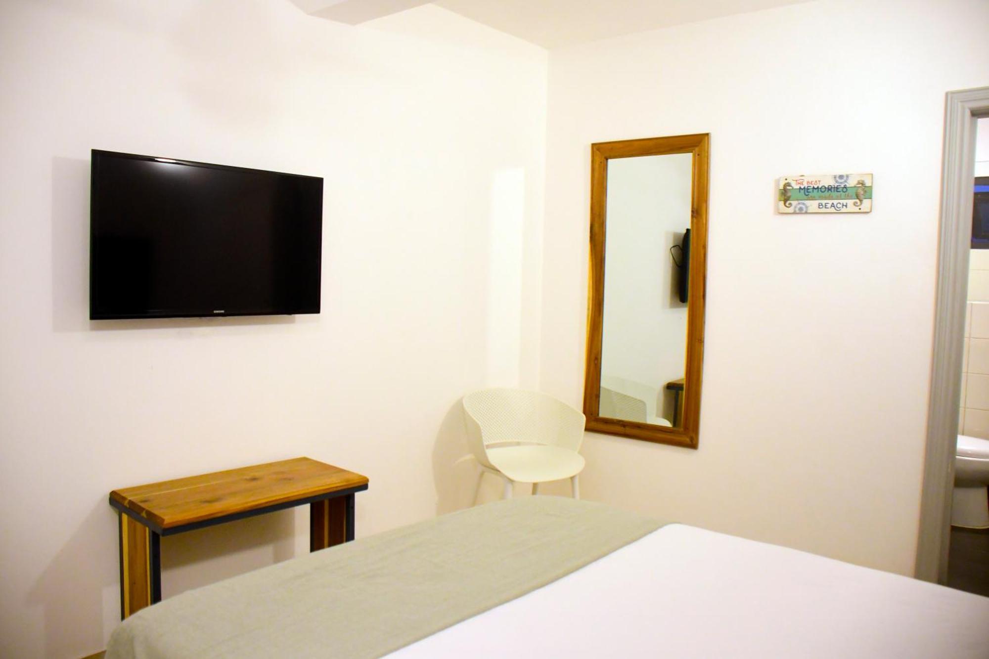 Hostal Marina Samana Bagian luar foto