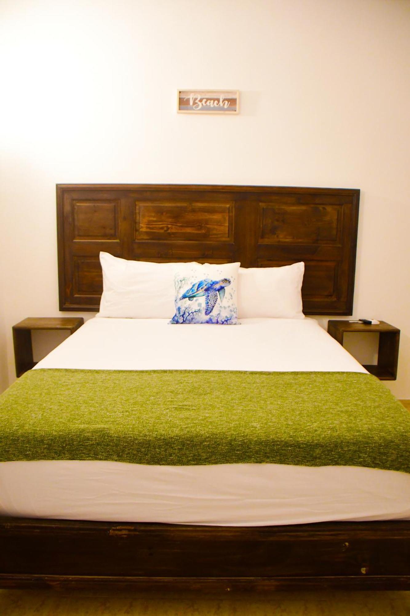 Hostal Marina Samana Bagian luar foto